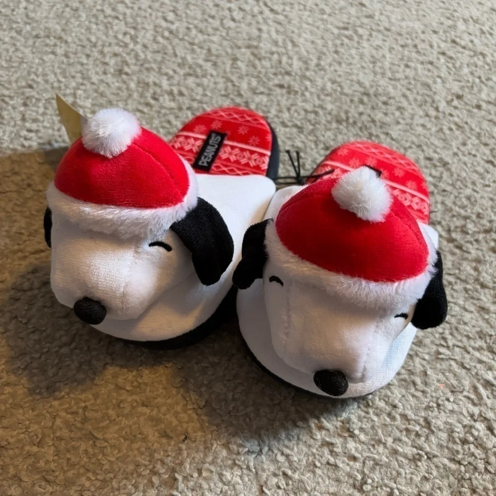 Peanuts Snoopy Christmas Slippers NEW 13/1 Red White Blue Santa Dog